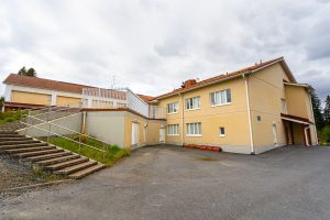 RMP Rakennus Oy, Narvan koulu: rakennustyöt, uudisrakentaminen ja korjaukset