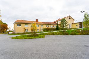 RMP Rakennus Oy - Narvan koulu: rakennustyöt, uudisrakentaminen ja korjaukset